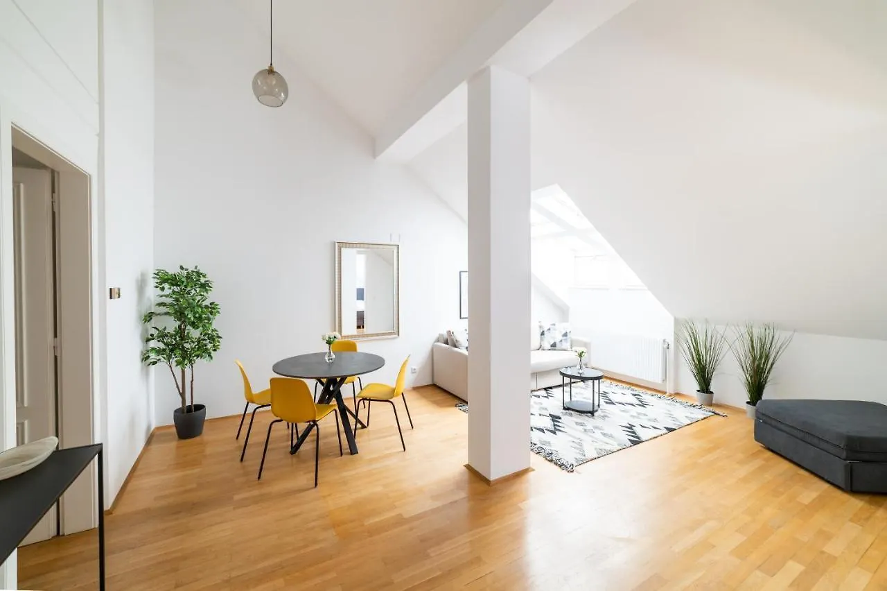Beautiful Apartment In Vienna'S Heart 15 Wien