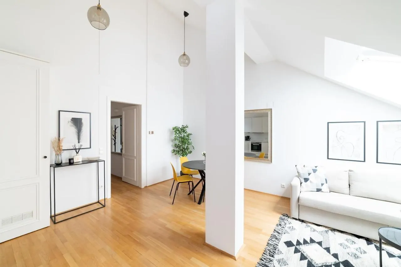 Beautiful Apartment In Vienna'S Heart 15