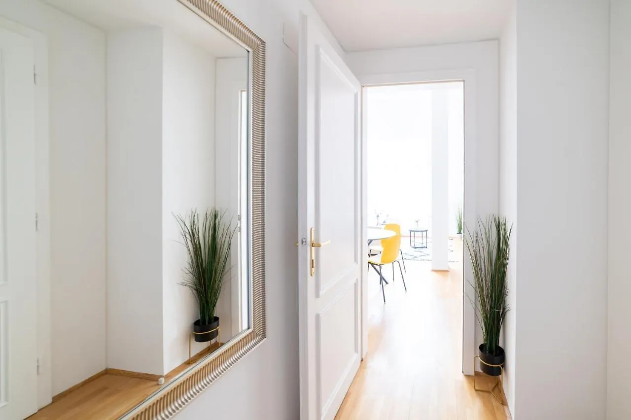 Beautiful Apartment In Vienna'S Heart 15  Wien